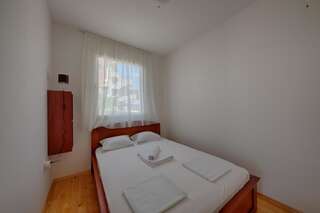 Апартаменты Apartmani Monpleasire Добра-Вода Апартаменты с 2 спальнями-14