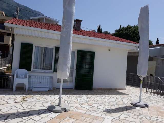 Апартаменты Apartmani Monpleasire Добра-Вода-12