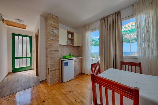 Апартаменты Apartmani Monpleasire Добра-Вода-19